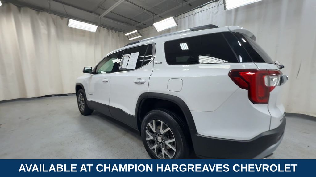 2023 Gmc Acadia SLE photo 3