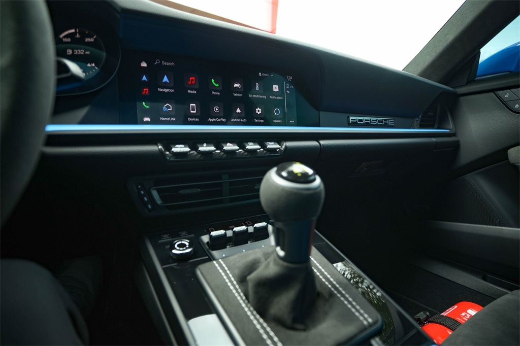 2024 Porsche 911 GT3 photo 33