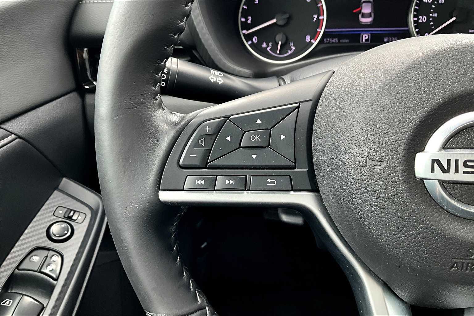 2022 Nissan Sentra SV photo 22