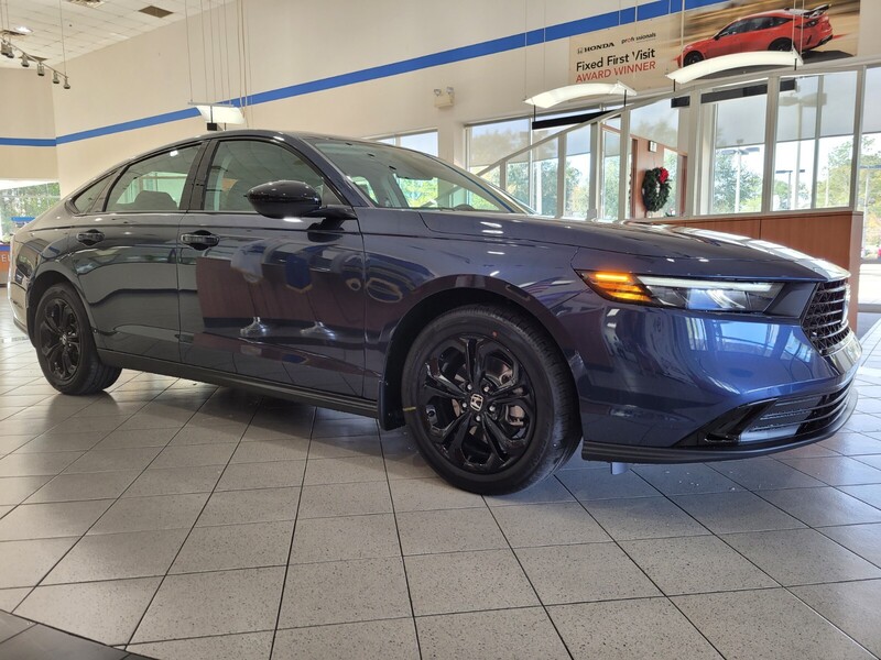 2025 Honda Accord SE photo 3