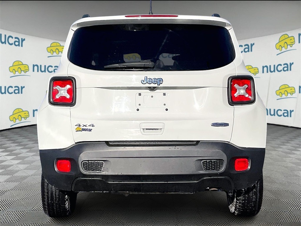 Image of Pre-Owned 2021 Jeep Renegade Latitude
