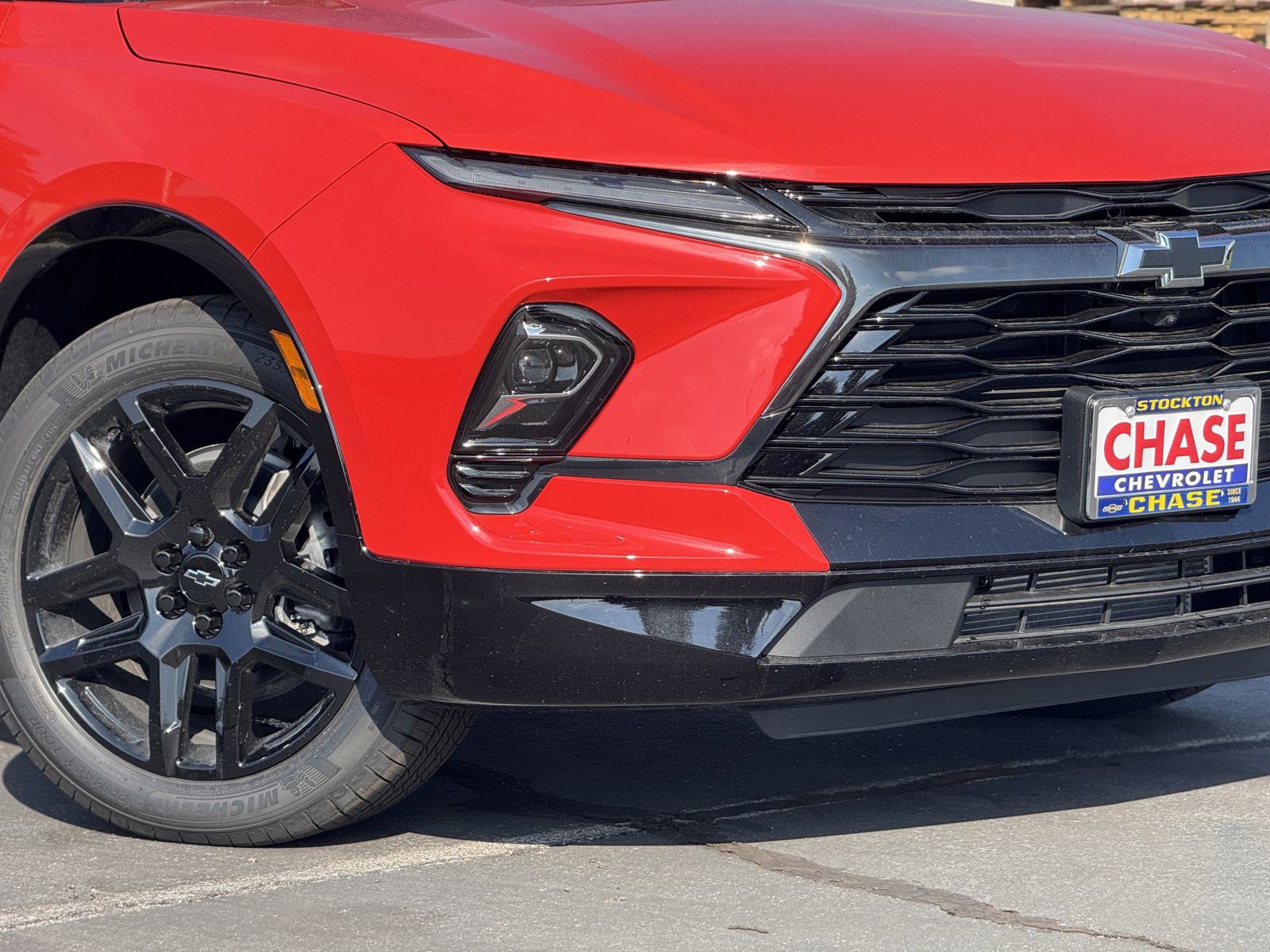 2025 Chevrolet Blazer RS photo 2