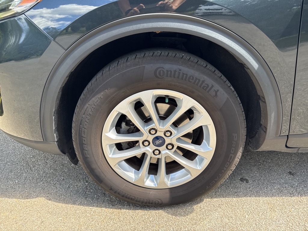 2022 Ford Escape SE photo 9