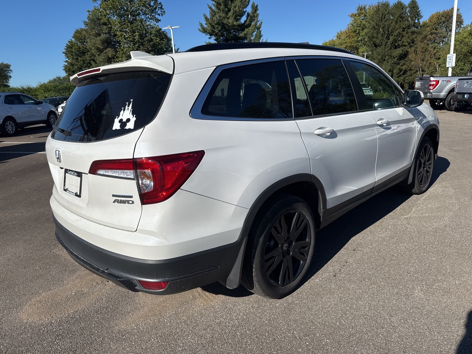 2022 Honda Pilot SE photo 6