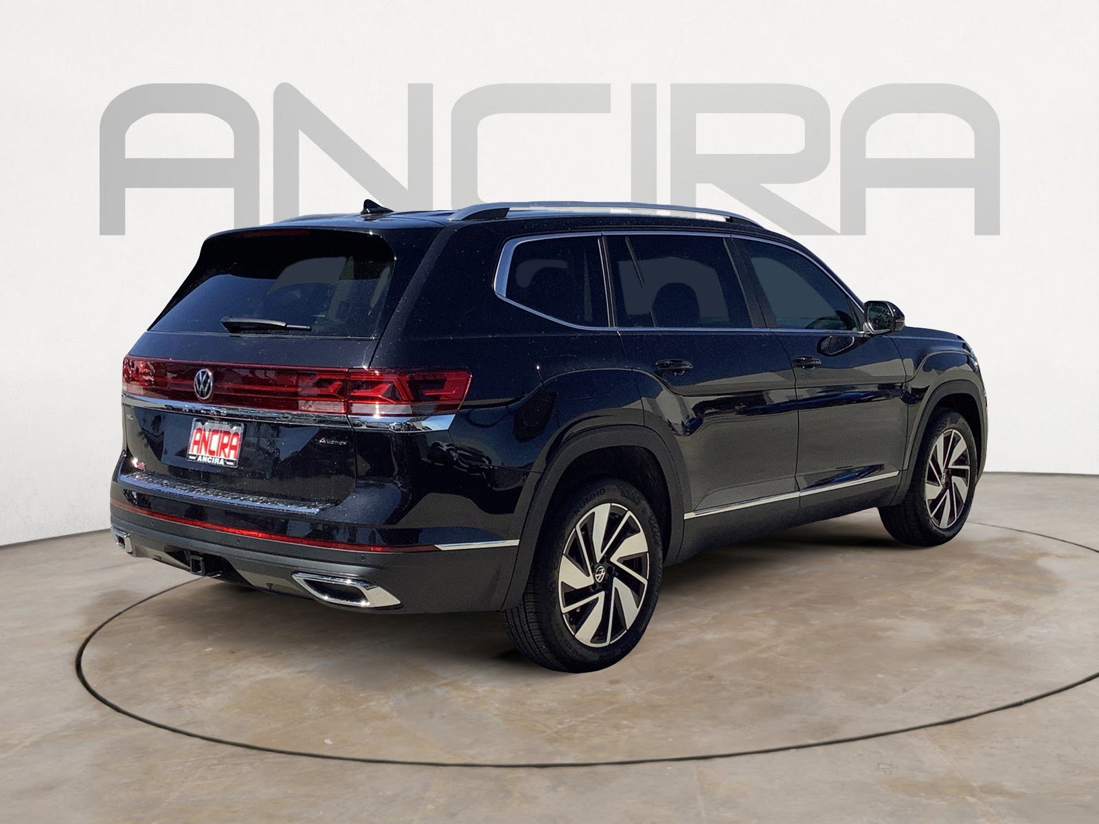 2025 Volkswagen Atlas SEL photo 5