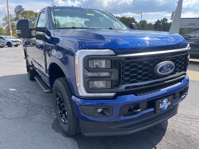 2026 Ford F-350 XL photo 2