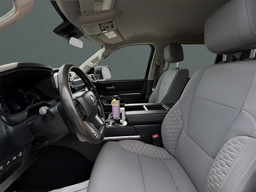 2022 Toyota Tundra SR5 photo 11