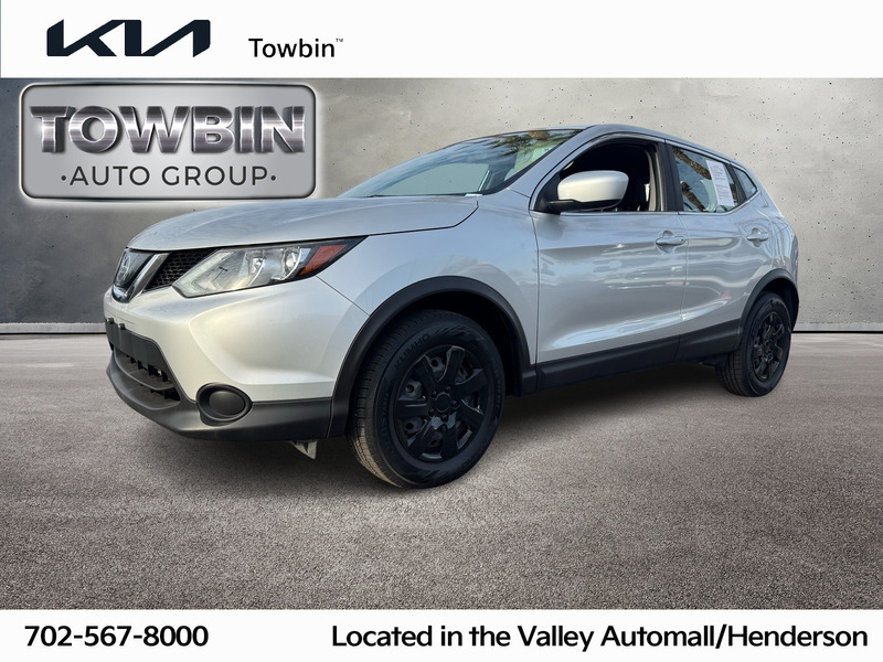 2019 Nissan Rogue Sport S's photo