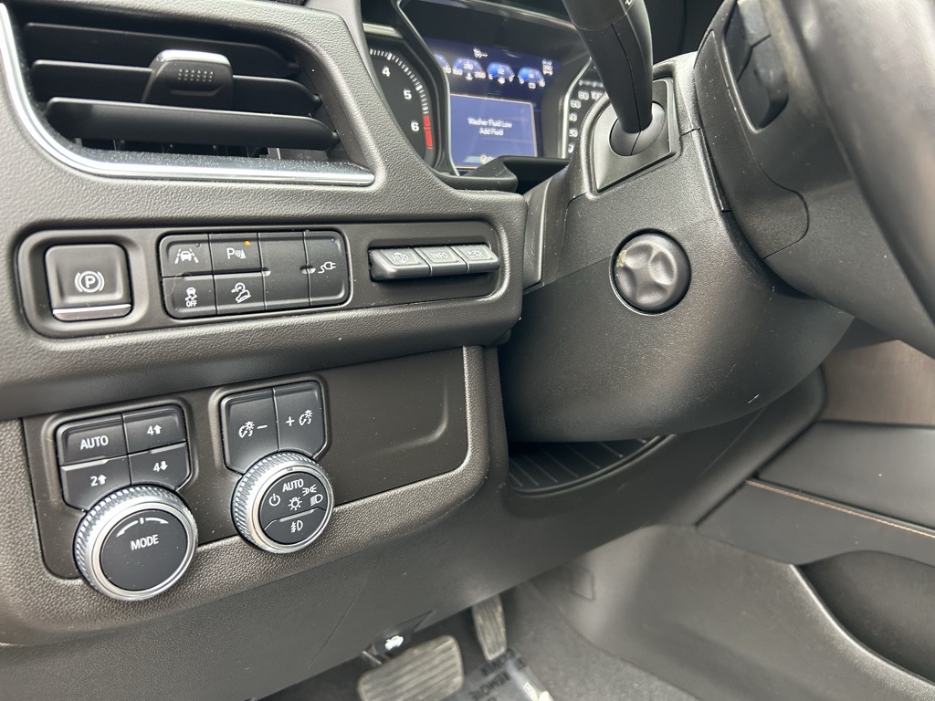 2021 Gmc Yukon AT4 photo 12