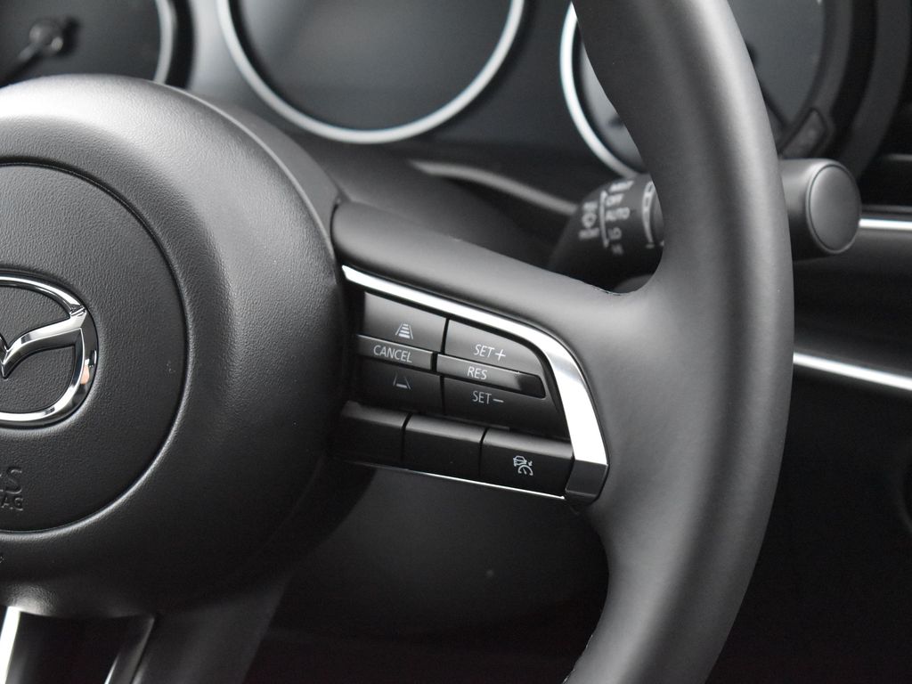 2025 Mazda Mazda3 Sedan 2.5 Select Sport photo 14