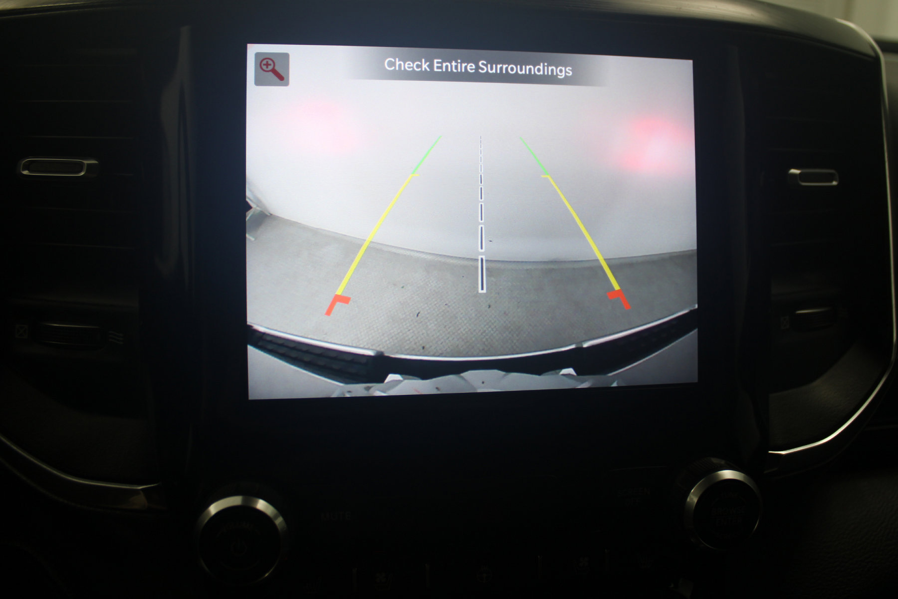 2024 Ram 1500 Laramie photo 3