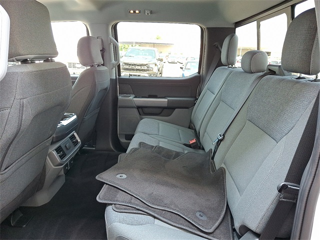 2025 Ford F-150 XLT photo 10