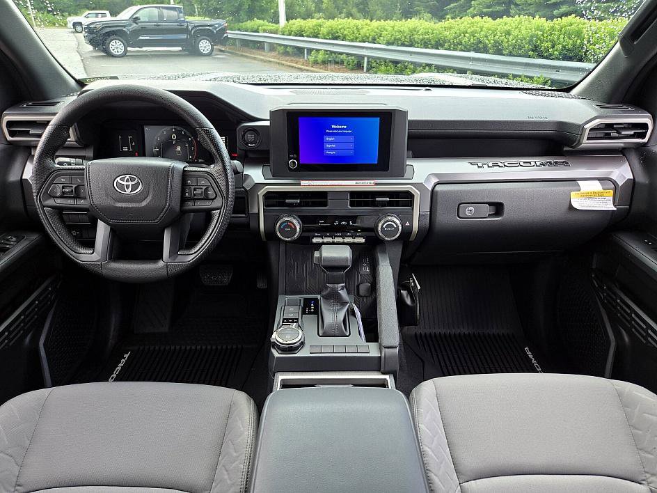 2025 Toyota Tacoma SR5 photo 11