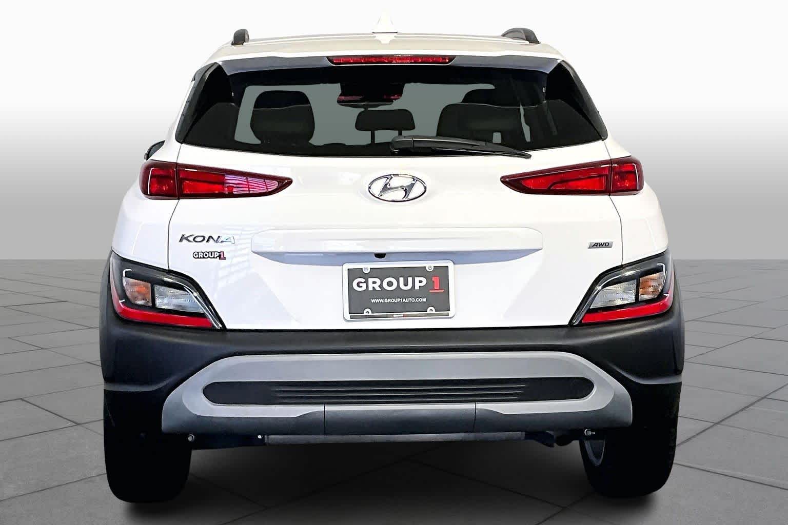 2023 Hyundai Kona SEL photo 4