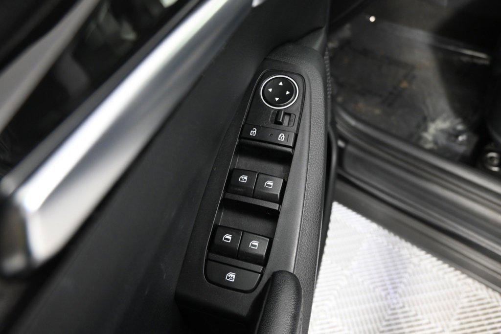 2022 Kia Seltos EX photo 18