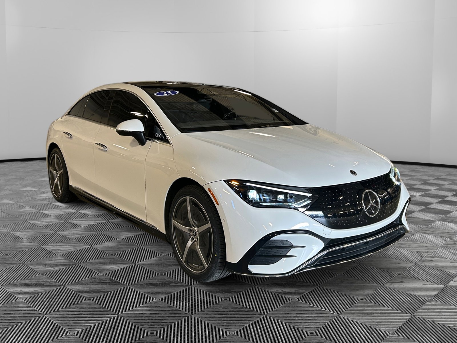 2023 Mercedes-Benz EQE Base's photo