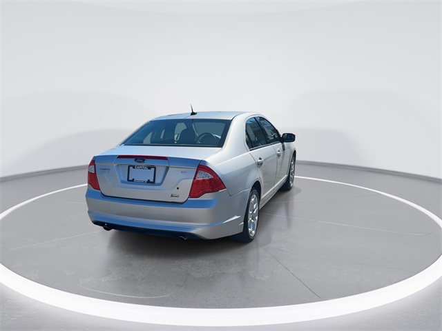 2010 Ford Fusion SE photo 4