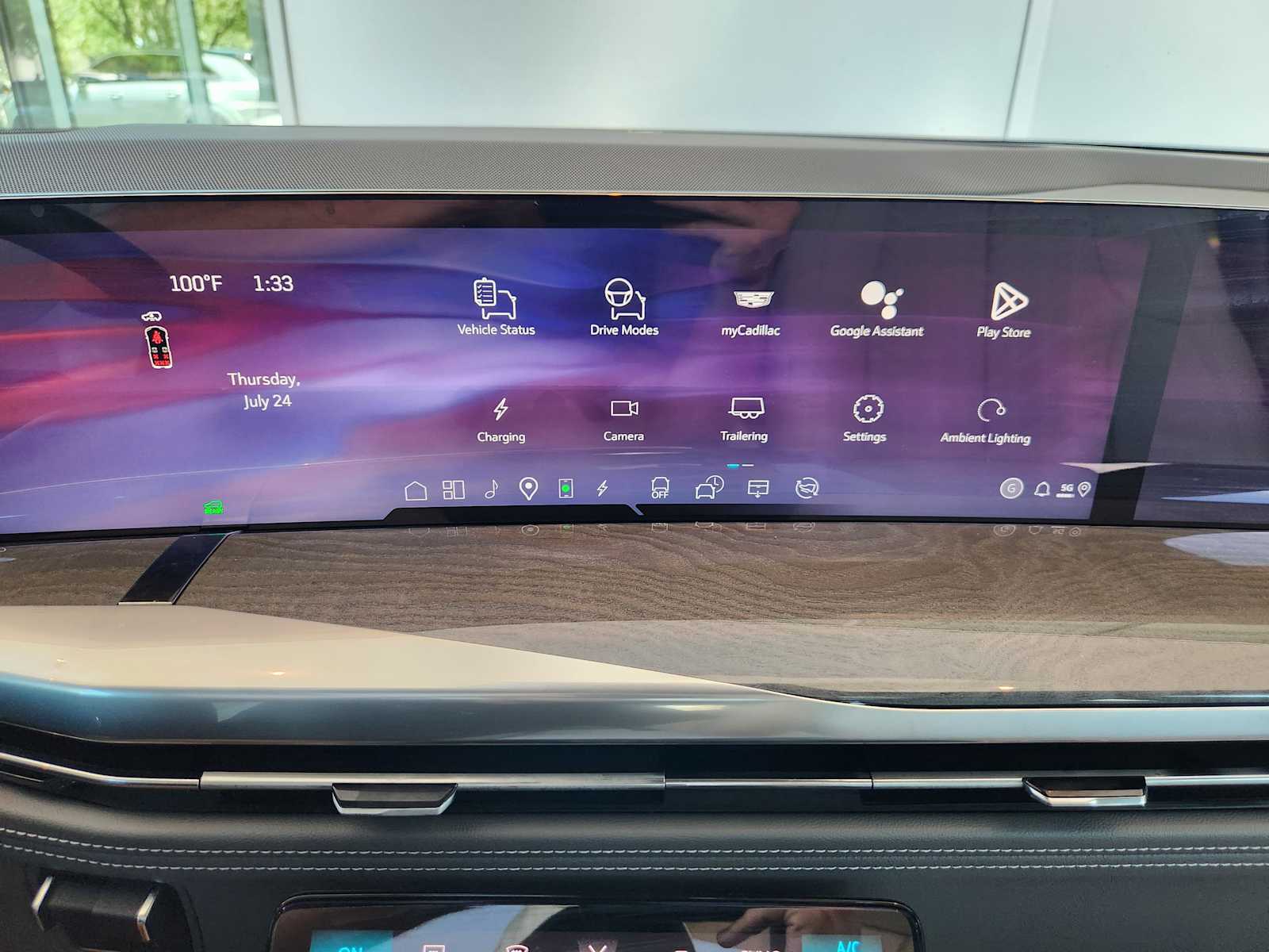 2026 Cadillac Escalade IQ Sport photo 11
