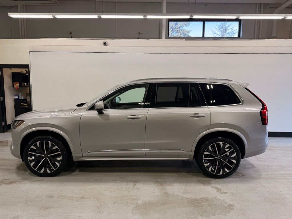 Used 2025 Volvo XC90 Plus with VIN YV4062PBXS1374692 for sale in Golden Valley, Minnesota