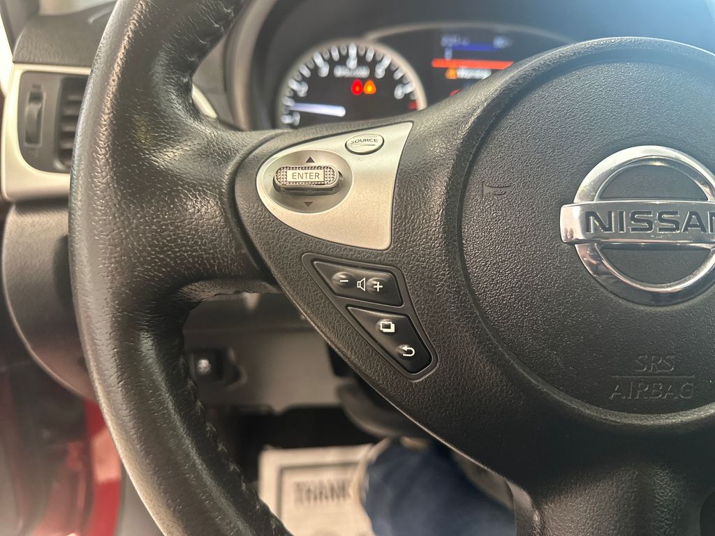 2019 Nissan Sentra SV photo 18