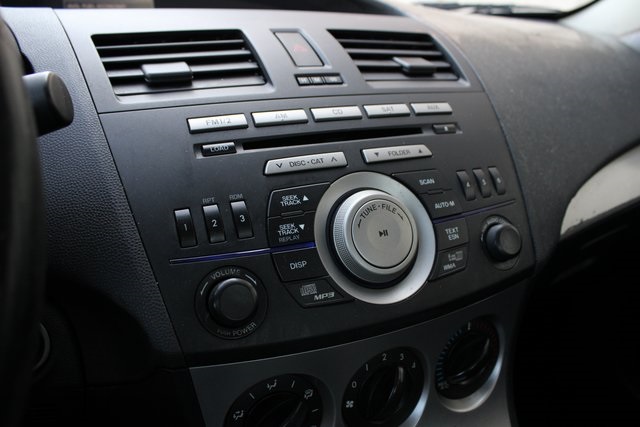 2010 Mazda Mazda3 Sport photo 7