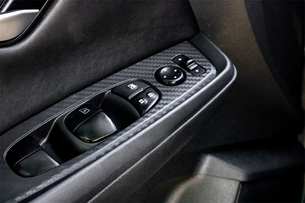 2025 Nissan Sentra SV photo 11