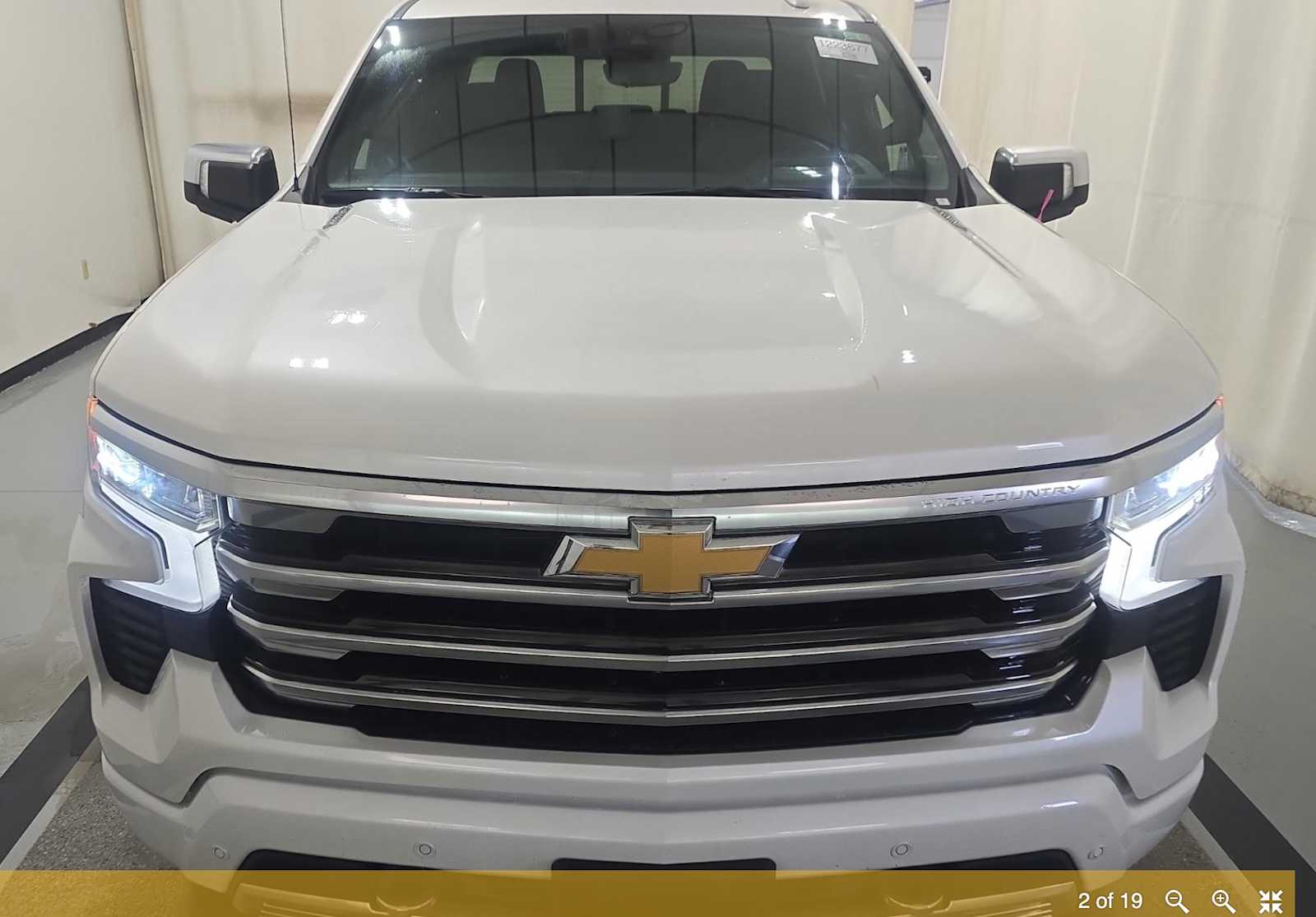 2024 Chevrolet Silverado 1500 High Country photo 2