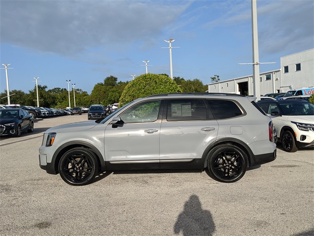 2023 Kia Telluride X-Line photo 3