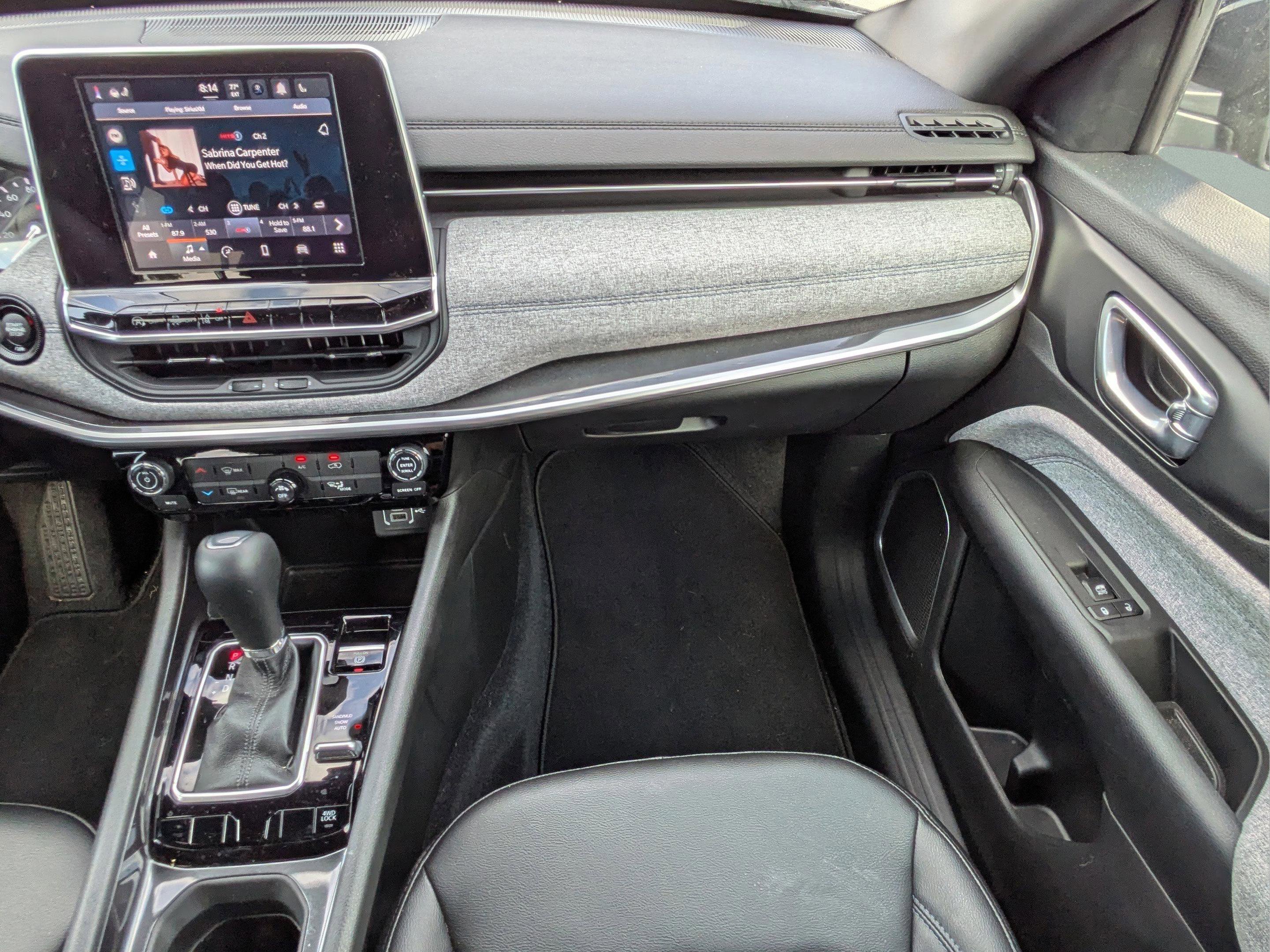 2025 Jeep Compass Latitude photo 19