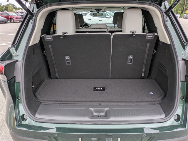 2026 Infiniti QX60 Luxe photo 11