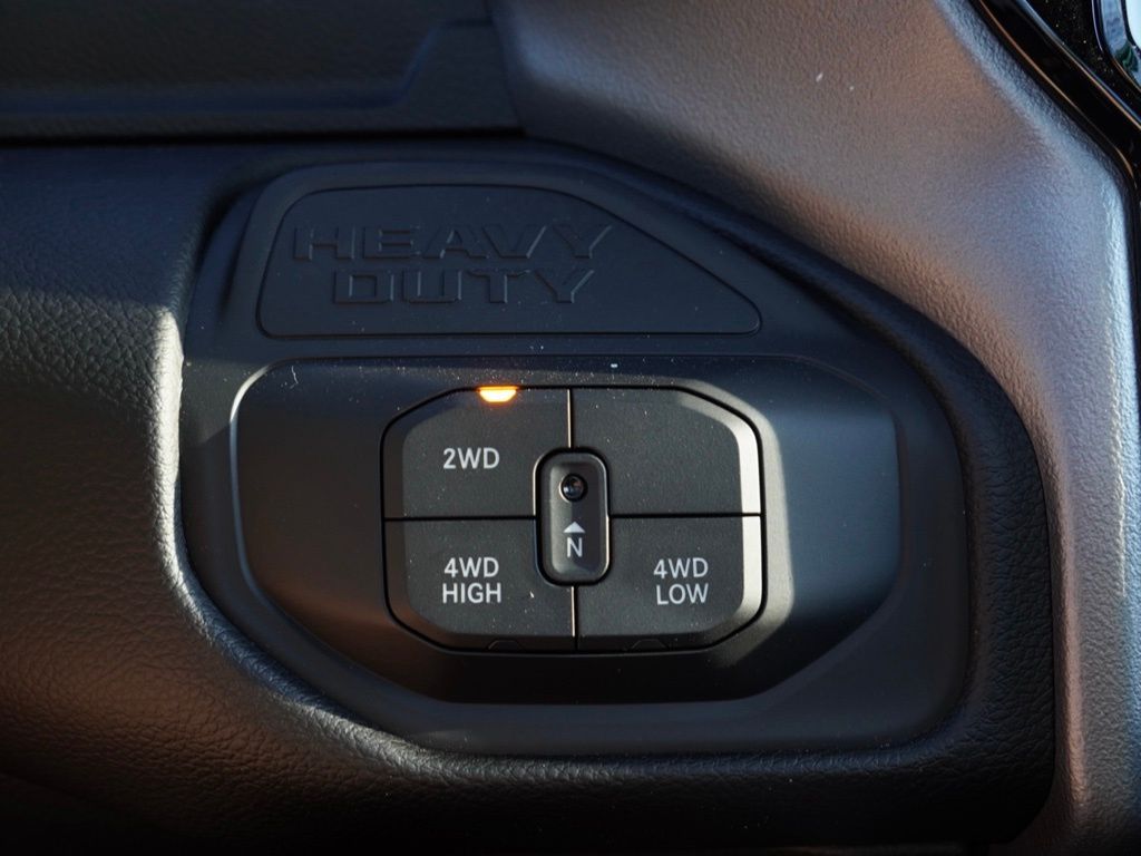 New 2026 Ceramic Gray Clear-Coat Exterior Paint RAM Big Horn image 15