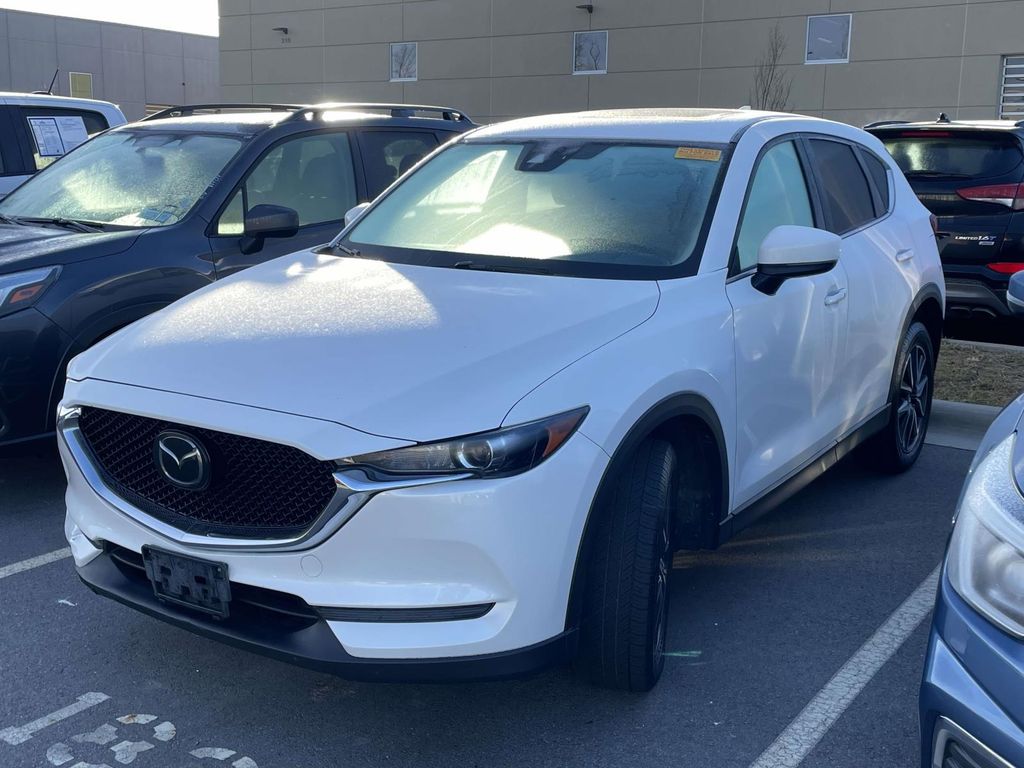 2018 Mazda CX-5 Touring photo 2