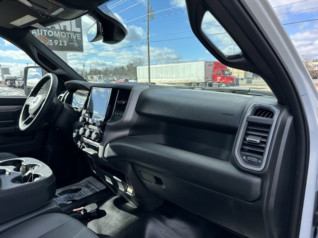 2024 Ram 2500 Tradesman photo 27