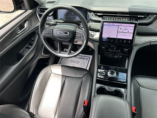 2023 Jeep Cherokee Base photo 15