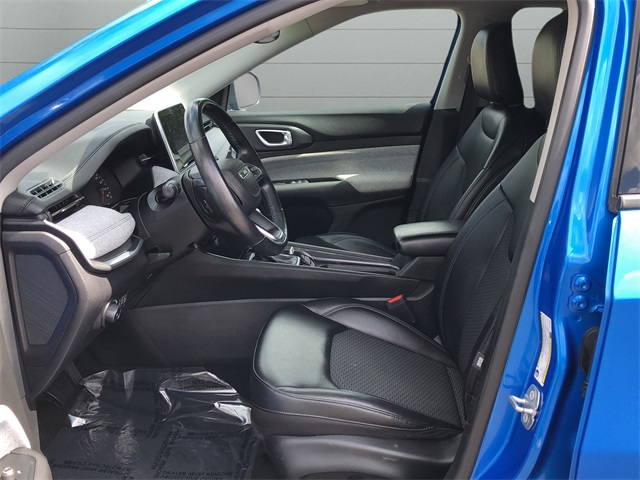 2022 Jeep Compass Latitude photo 10