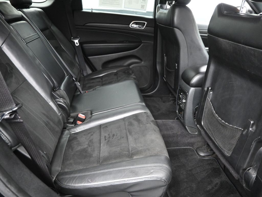 2015 Jeep Grand Cherokee Altitude photo 6