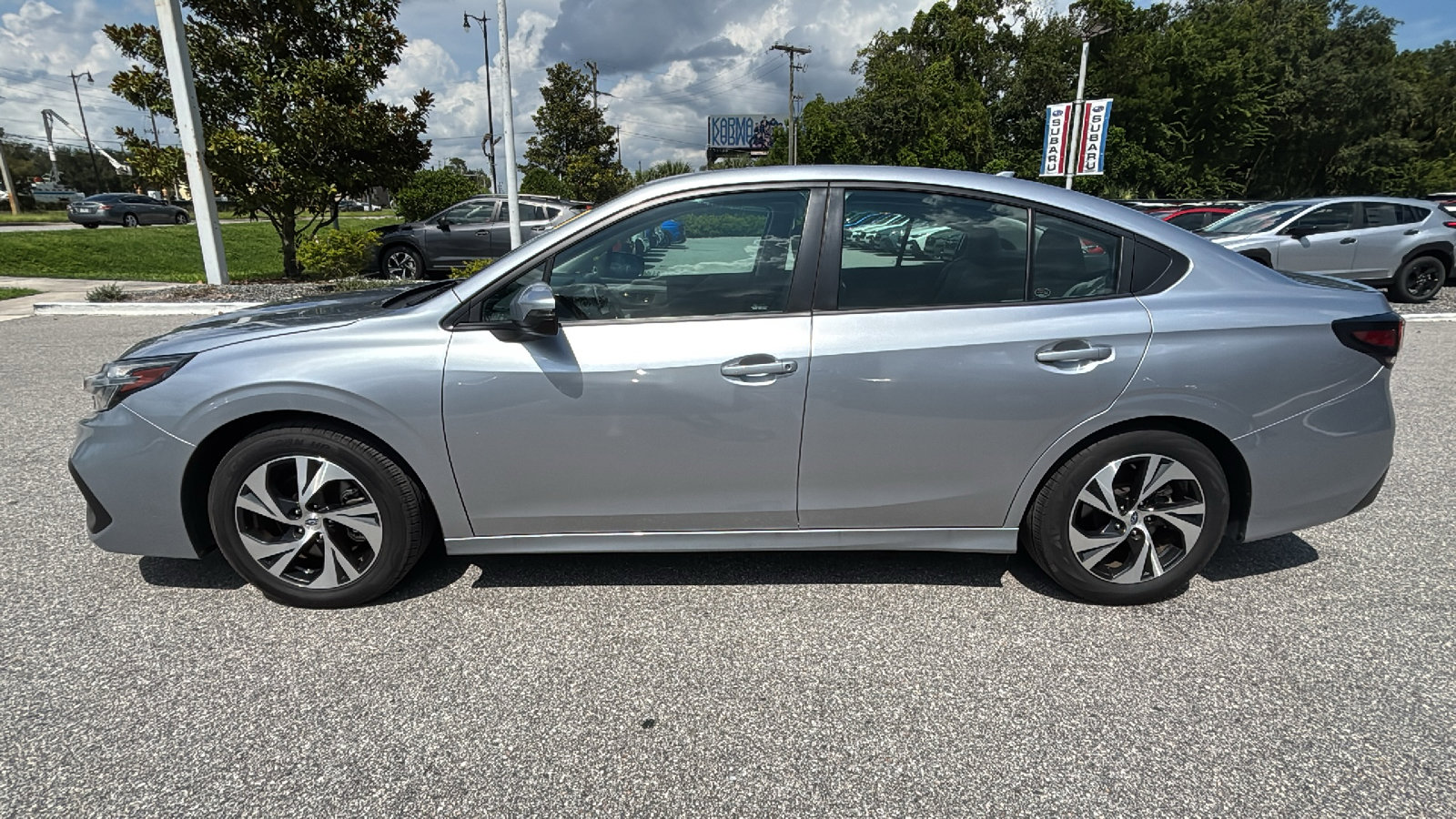 2024 Subaru Legacy Premium photo 4