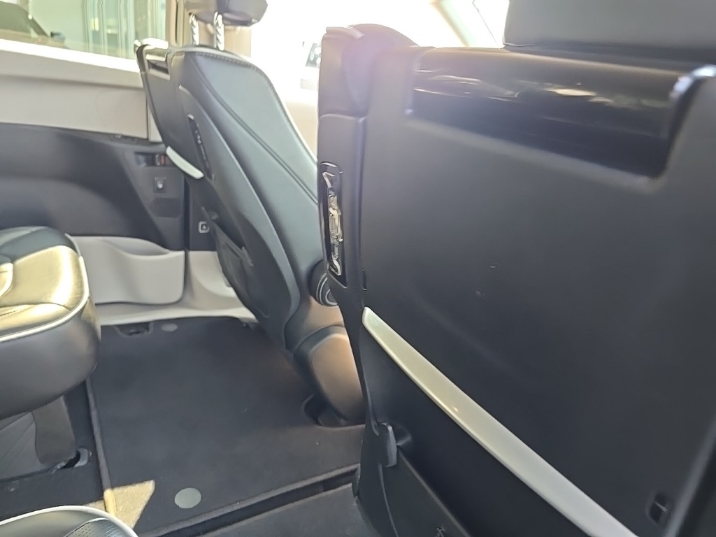 2022 Chrysler Pacifica Limited photo 15