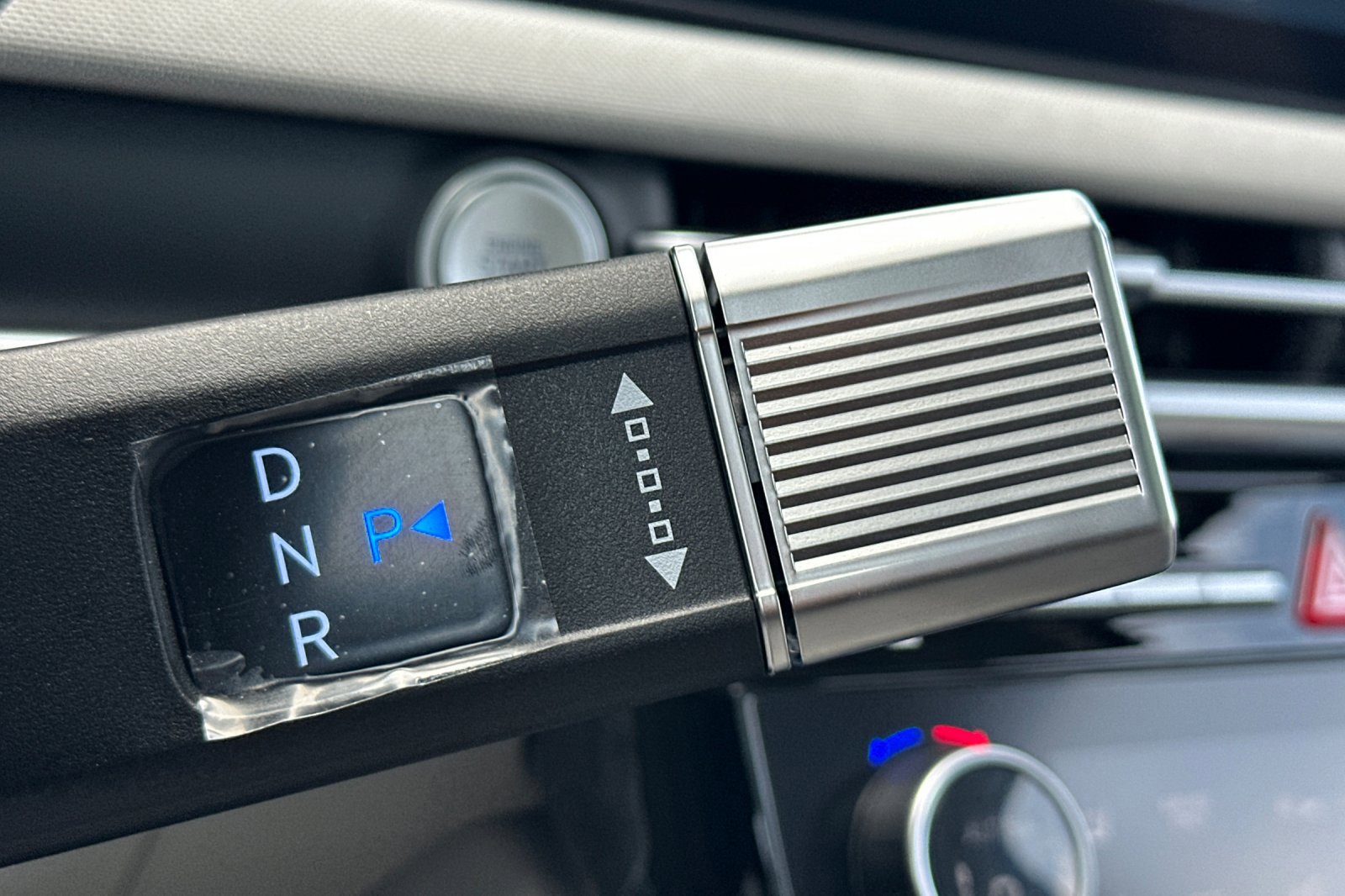 2025 Hyundai Tucson Hybrid Limited Sport photo 18