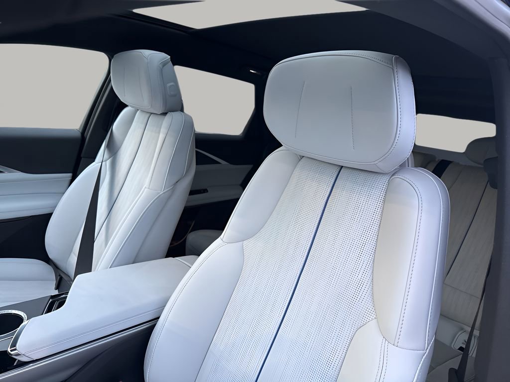 2025 Cadillac Lyriq Sport photo 29