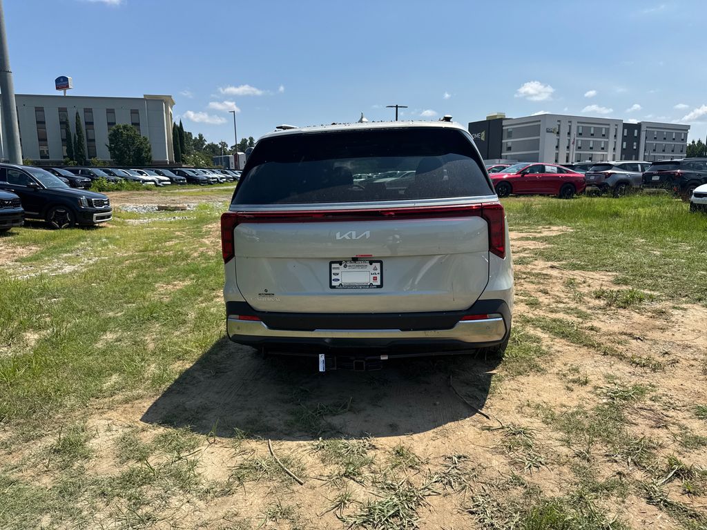 2025 Kia Carnival SX photo 3