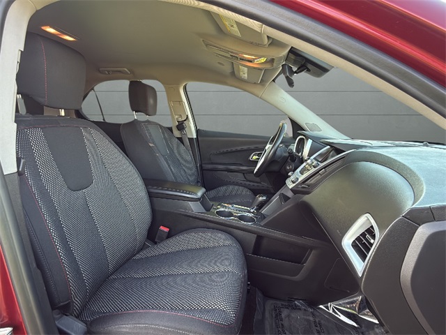 2017 Chevrolet Equinox LT photo 15