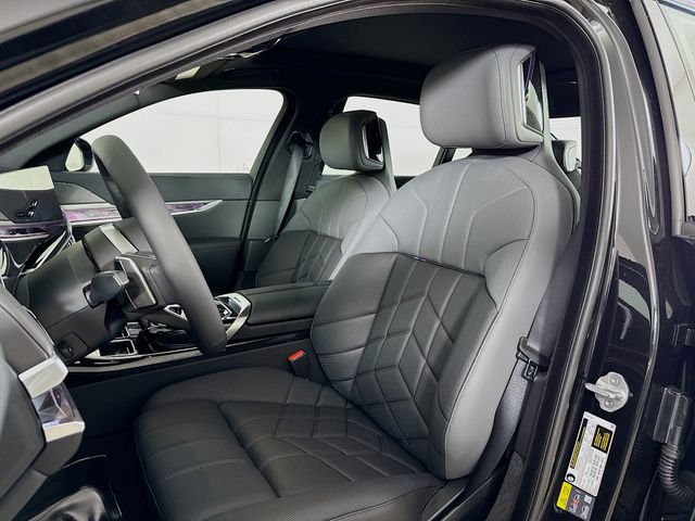 2026 Bmw i7 xDrive60 photo 17