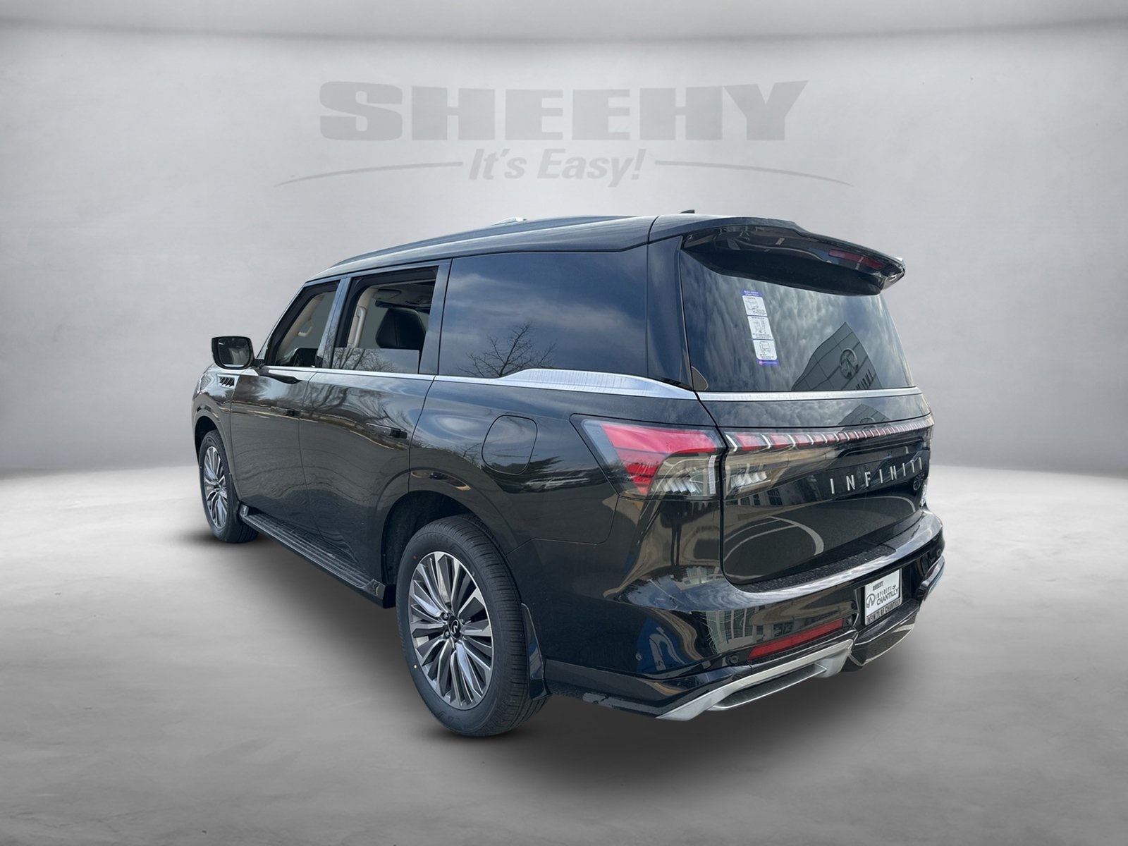 2025 Infiniti QX80 Sensory photo 4