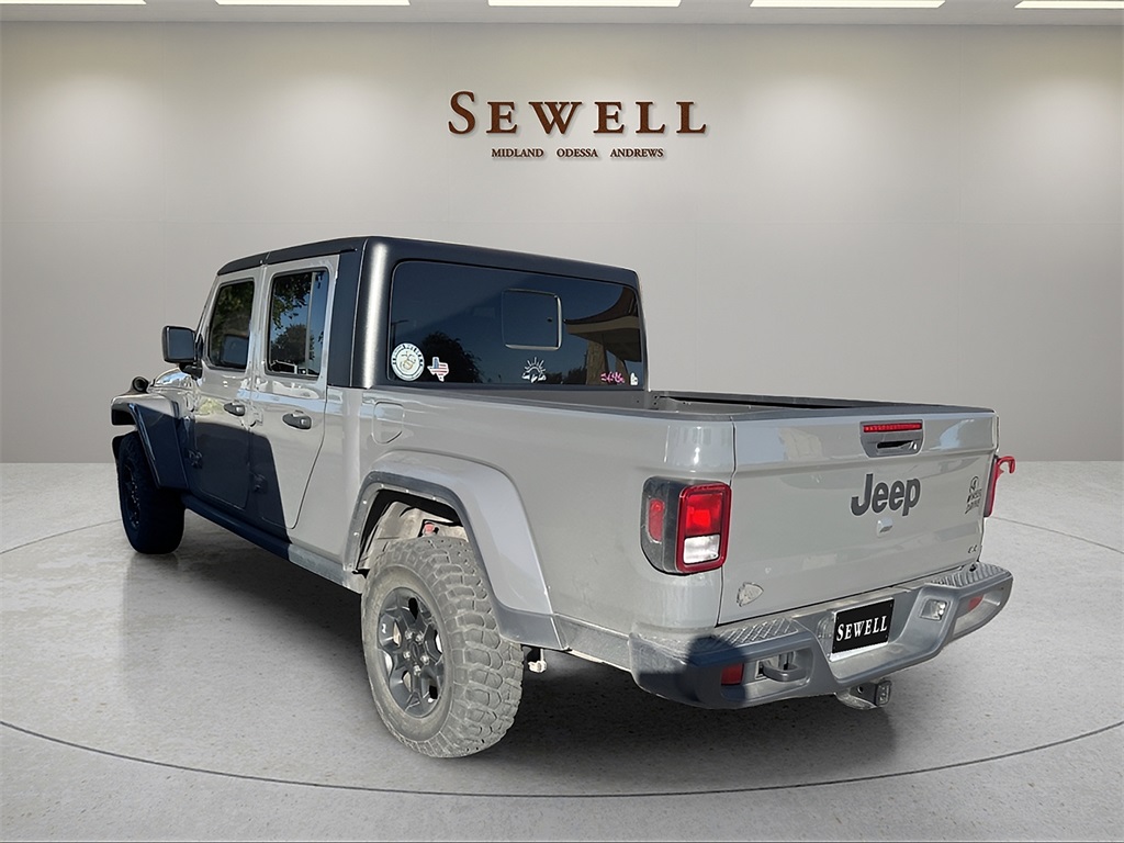 2023 Jeep Gladiator Willys photo 3