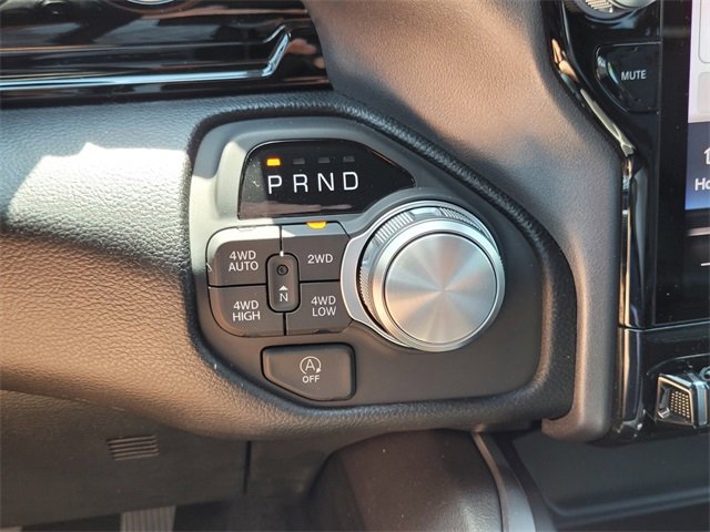 2025 Ram 1500 Laramie photo 19