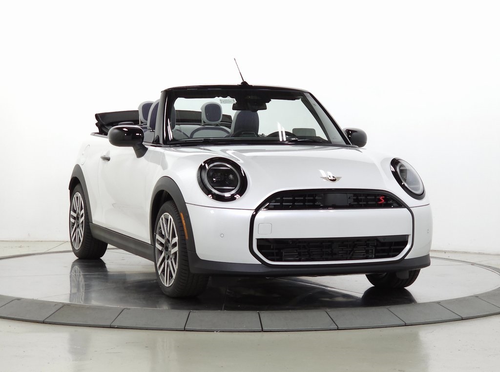 2026 MINI Convertible S's photo