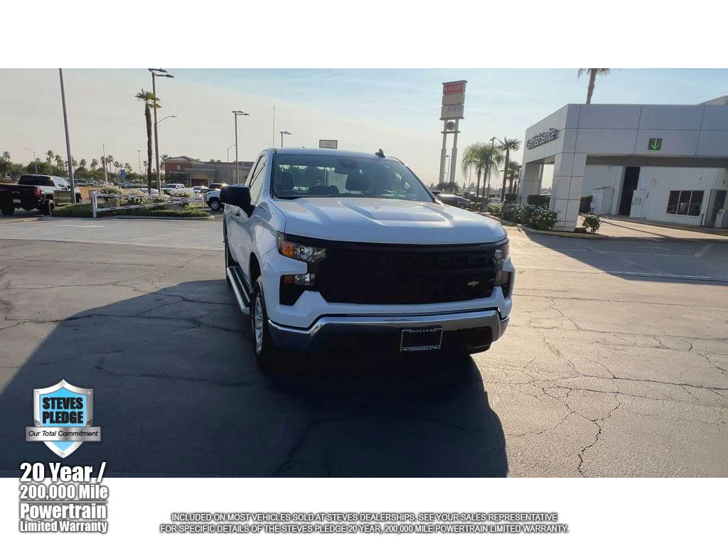 2024 Chevrolet Silverado 1500 photo 3