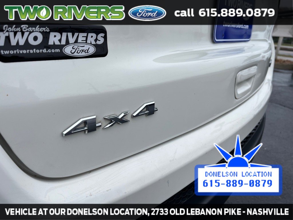 2019 Jeep Compass Latitude photo 3