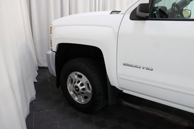 2015 Chevrolet Silverado 2500HD LT photo 7